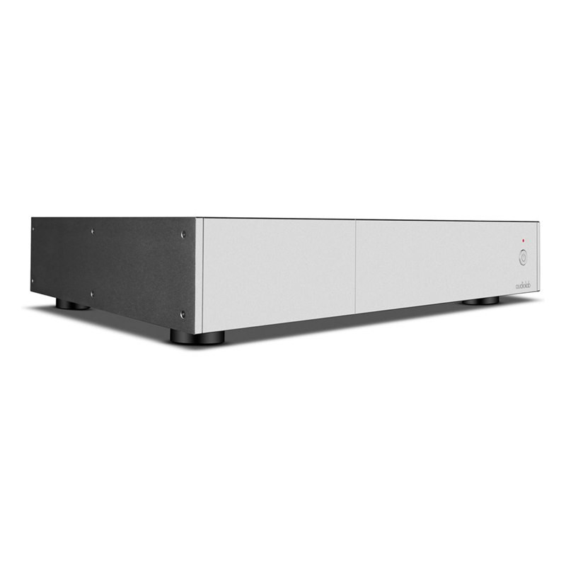 Audiolab 9000P, vista en tres cuartos desde la izquierda, plata
