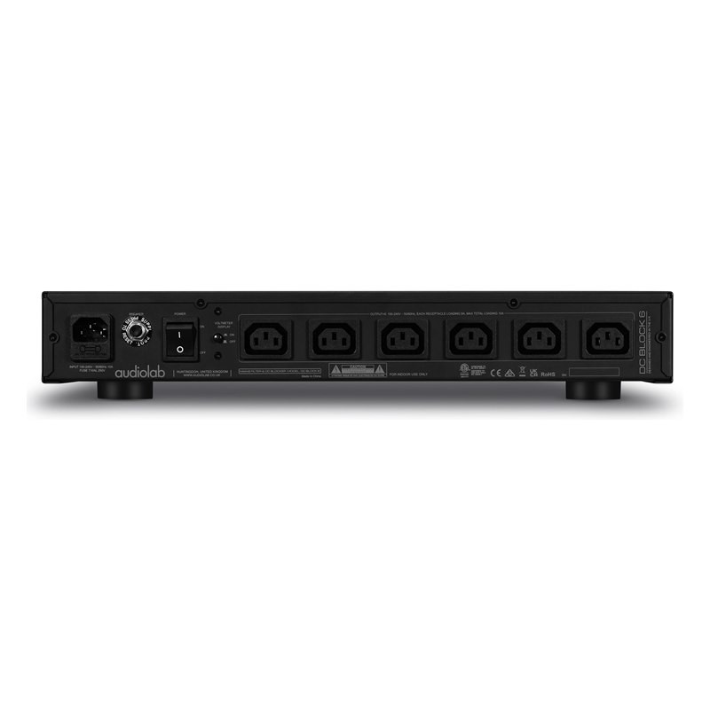 Audiolab DC Block 6, trasera del DC Block 6 negro: entrada IEC, interruptor y seis tomas C13, negro