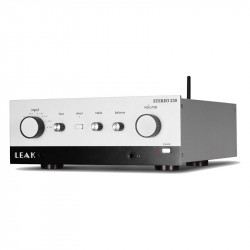 Leak Stereo 230, vista de tres cuartos en plata