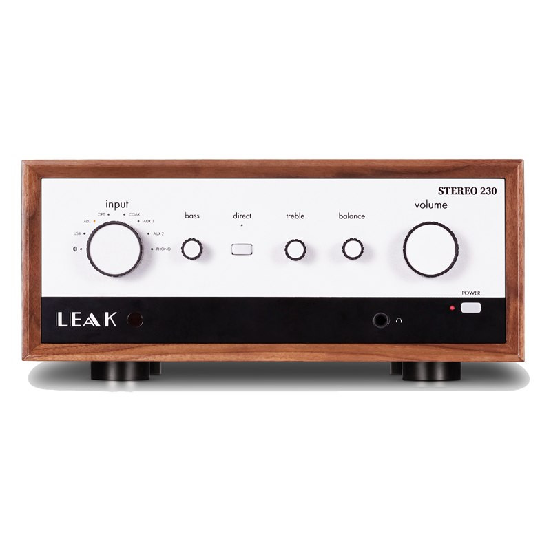 Leak Stereo 230, frontal en nogal