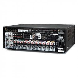 Anthem MRX 1140 8K, panel trasero de tres cuartos