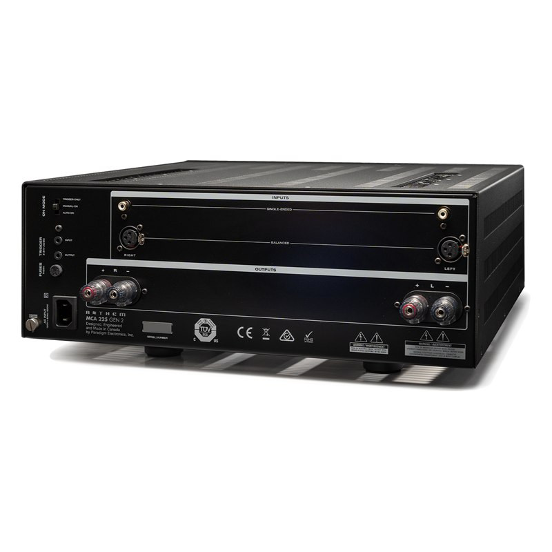Anthem MCA 225 Gen 2, panel trasero de tres cuartos