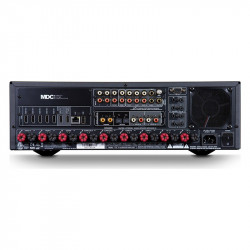 NAD T 778, panel trasero con la ranura MDC, 5 entradas y 2 salidas HDMI, LAN, USB, entradas de audio y phono, salidas de previo,