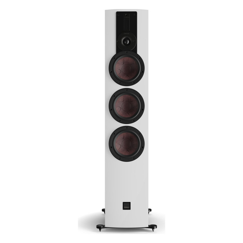 DALI RUBIKORE 8, vista frontal sin rejilla, con el tweeter híbrido y los tres woofers, blanco brillo