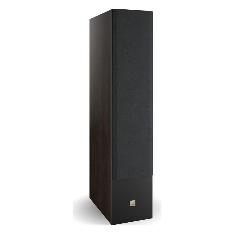 DALI Opticon 8 mk2, vista de tres cuartos con rejilla, roble tabaco