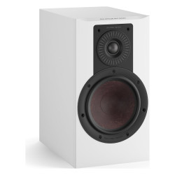 DALI Opticon 2 mk2, vista de tres cuartos sin rejilla, blanco
