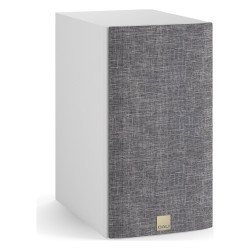 DALI Opticon 2 mk2, vista de tres cuartos con la rejilla gris claro, blanco