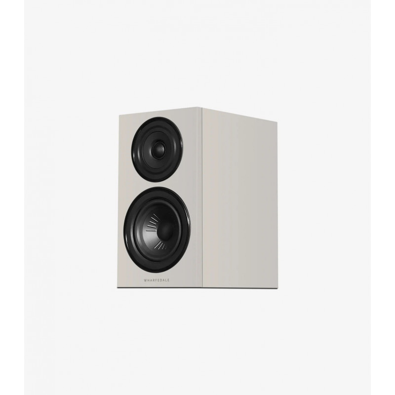 Wharfedale Diamond 12.1i en gris vista de tres cuartos sin rejilla