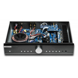 Musical Fidelity B1xi, por dentro, con el transformador toroidal