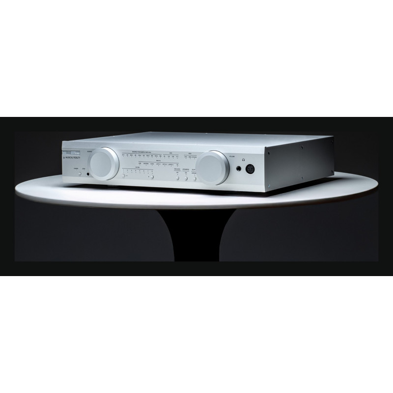Musical Fidelity M8x DAC, vista en ángulo en plata