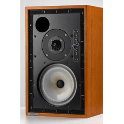 Musical Fidelity LS5/9, en cerezo, vista frontal