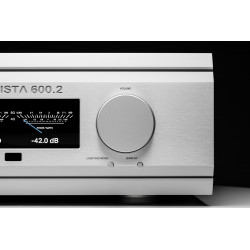 Musical Fidelity Nu-Vista 600.2, detalle de la pantalla con vúmetros, plata