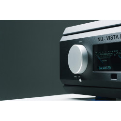 Musical Fidelity Nu-Vista 800.2, negro en ángulo