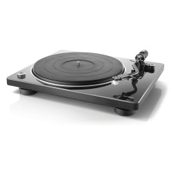 Denon DP-400, vista en ángulo en negro