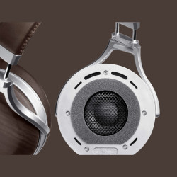 Denon AH-D5200, detalle del transductor FreeEdge de 50 mm