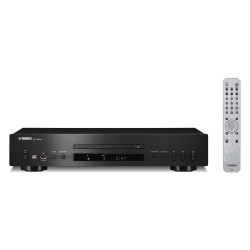 Yamaha CD-S303, frontal en negro con el mando a distancia