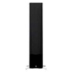 Yamaha NS-555, de frente con la rejilla puesta