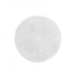 KEF Ci130ER con la rejilla puesta, vista frontal