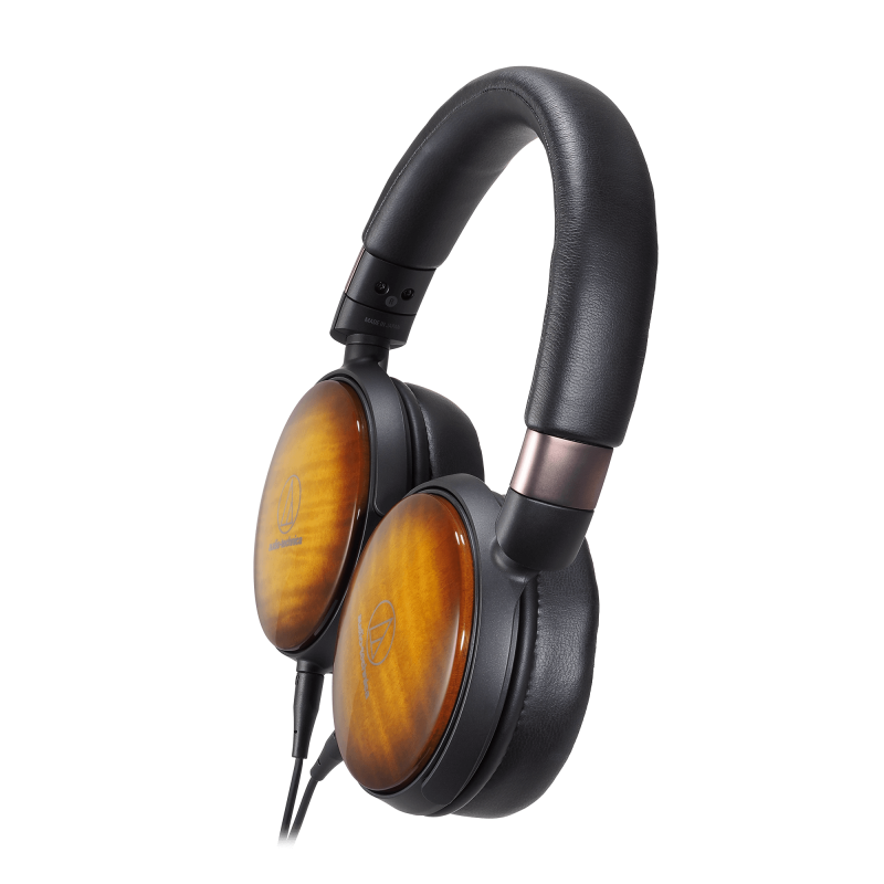 Audio-Technica ATH-WP900, detalle de los auriculares